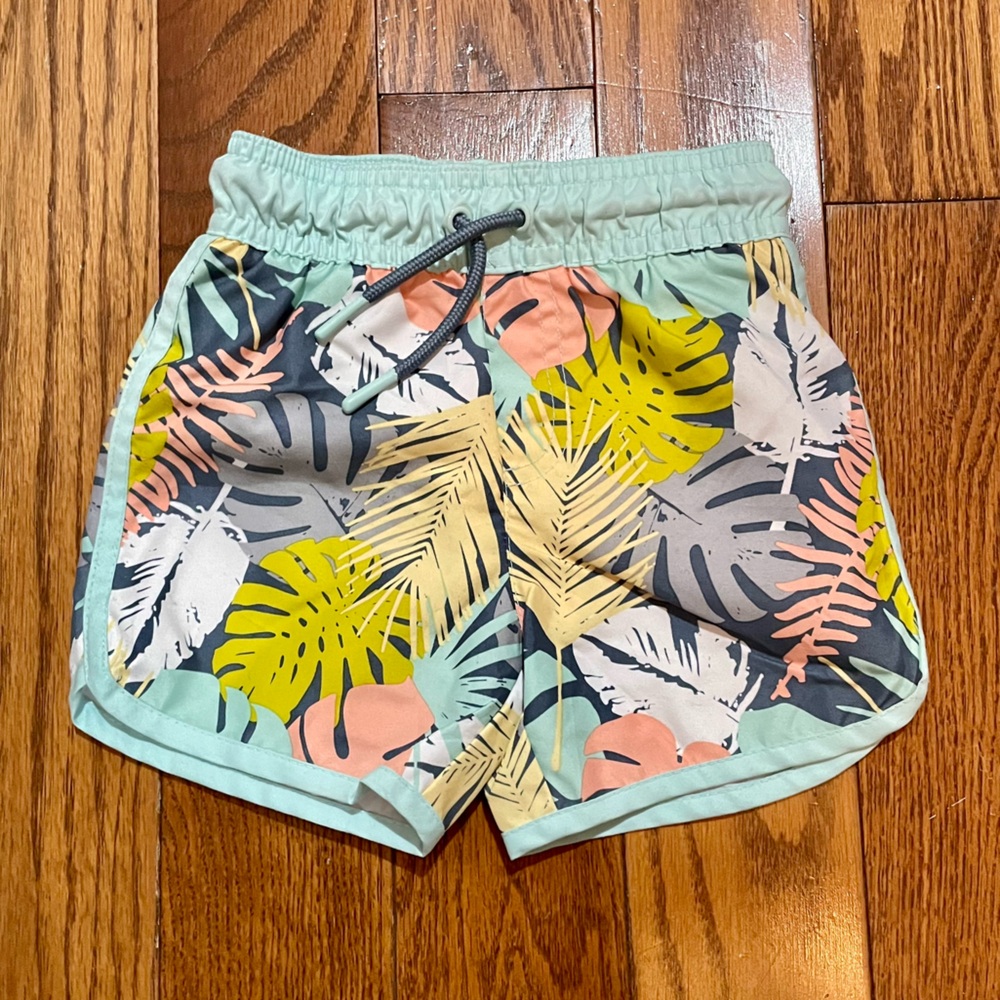Cat & Jack leaf print swim trunks in size 18m